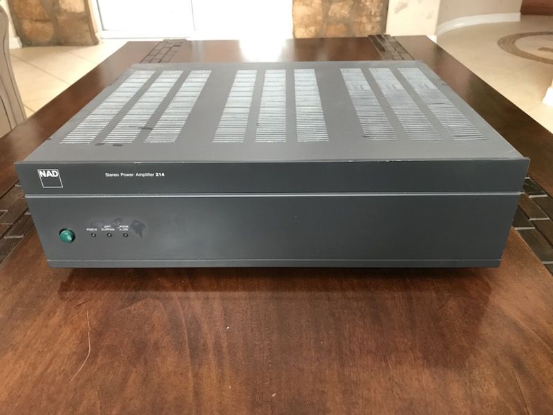 NAD 214 Stereo Power Amplifier 80 Watts per Channel