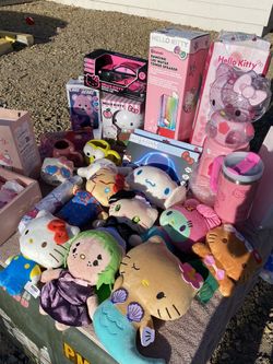 Disney / Hello Kitty 