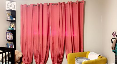 4x Beautiful Curtains 