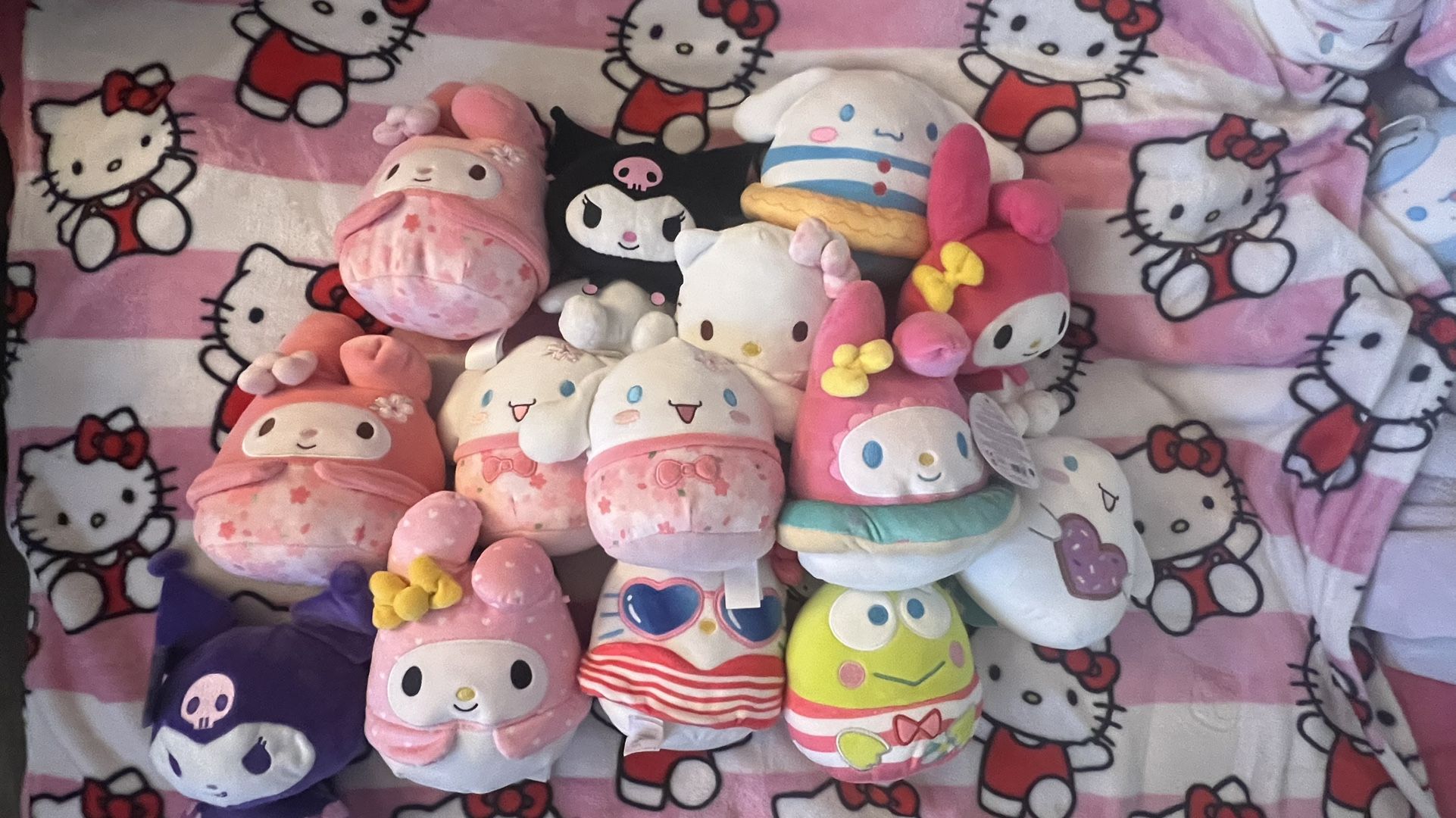 Sanrio Squishmallows/plushies