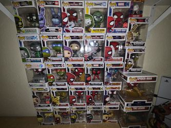 Funko pops lot (READ DESCRIPTION)