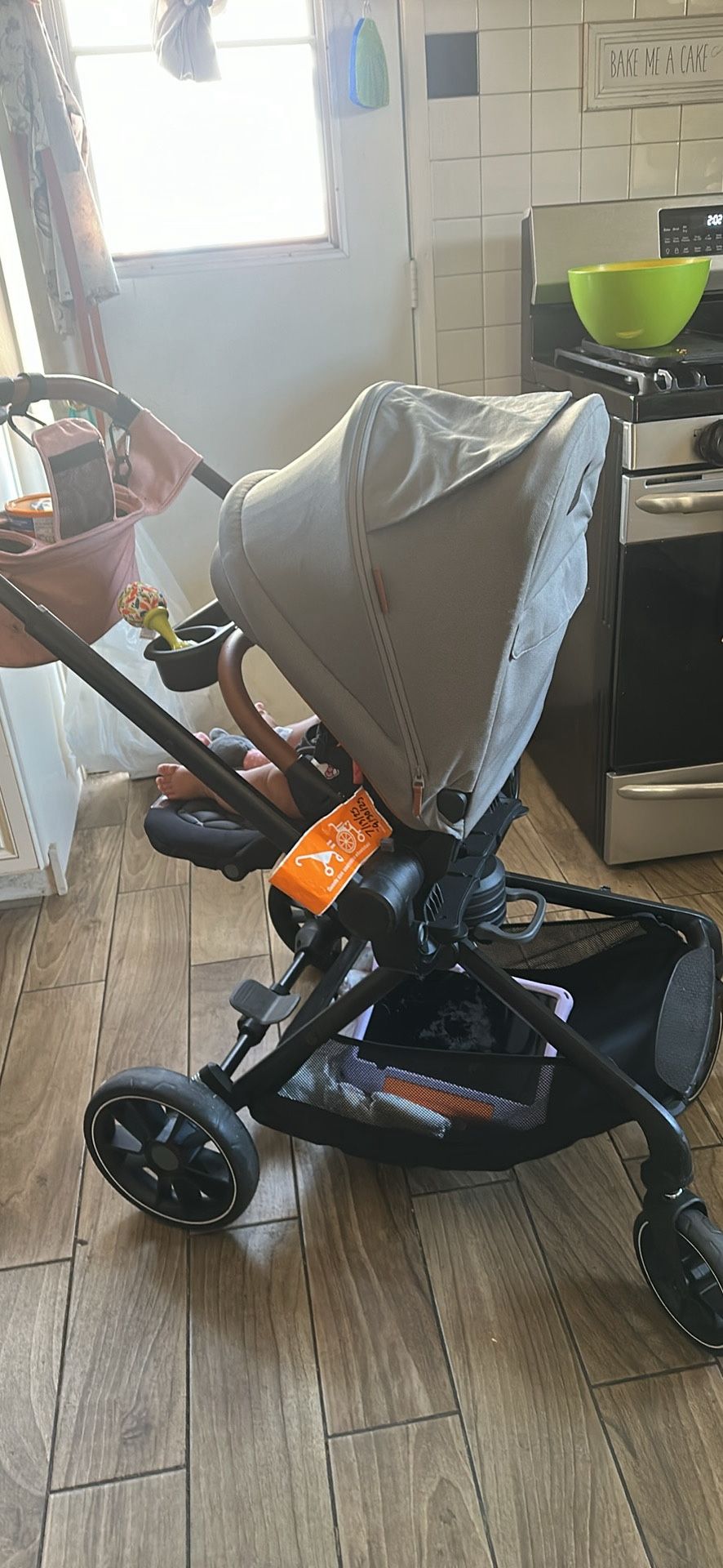 Monbebe 360 Stroller And Car Seat 