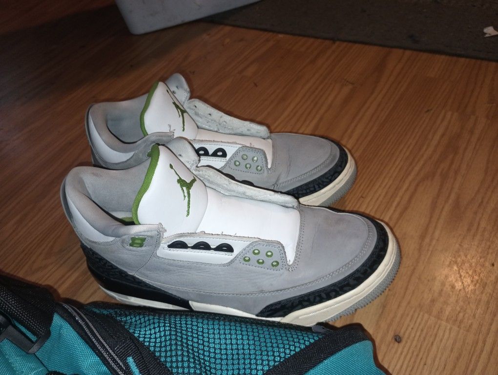 Jordan Retro 4s