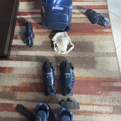 Fighting Gear / Sparring Gear