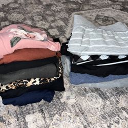 Women’s L Clothes
