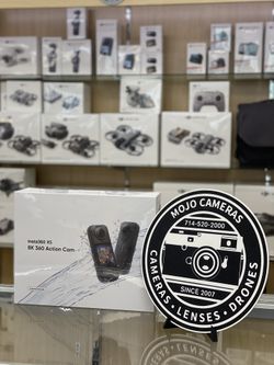 Insta360 X5 Essential Bundle