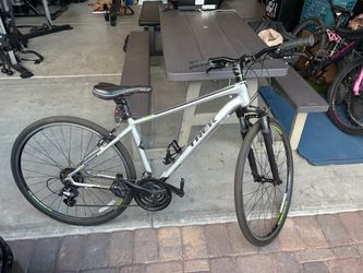 Trek Hybrid Bike Dual Sport