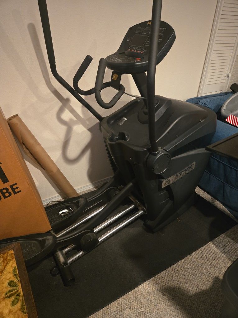 Octane Fitness Q35e Elliptical