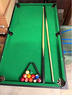 mini pool table