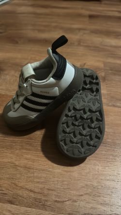 Adidas size 8