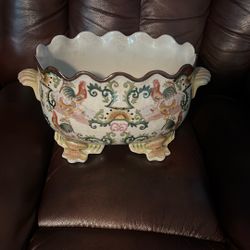 Vintage Hand Painted Ceramic Asian Style  Footed Bowl