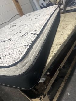 Twin mattress