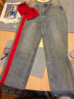 Micas Red Bow Jeans size M