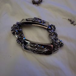 CHROME HEARTS WRIST CHAIN PINKY FINGER RING & EARING 