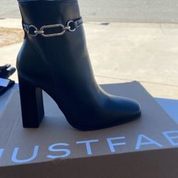Black Boots Size 8