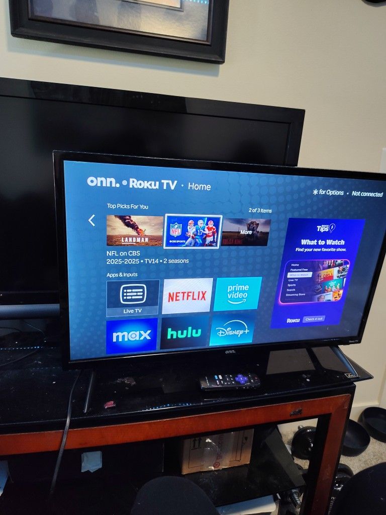 onn 32” Class HD (720P) LED Roku Smart Tv
