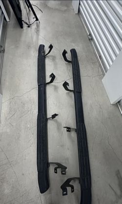 running boards from a toyota tundra 22-25