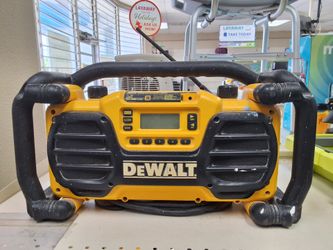 DEWALT PORTABLE RADIO