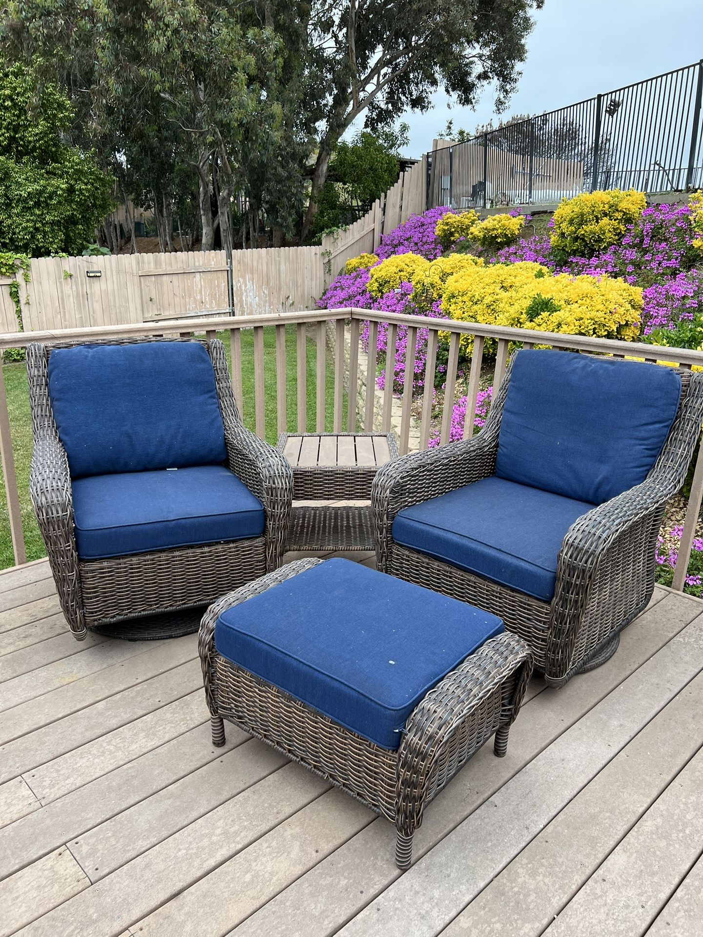 Hampton Bay Cambridge Patio Furniture Set for Sale in La Mesa, CA OfferUp