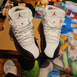 Jordan 12 Red Taxi Size 9.5 