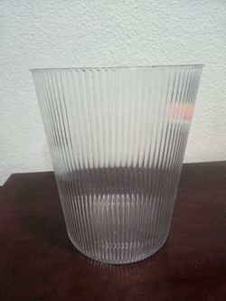 CLEAR RIGGED WASTE BASKET