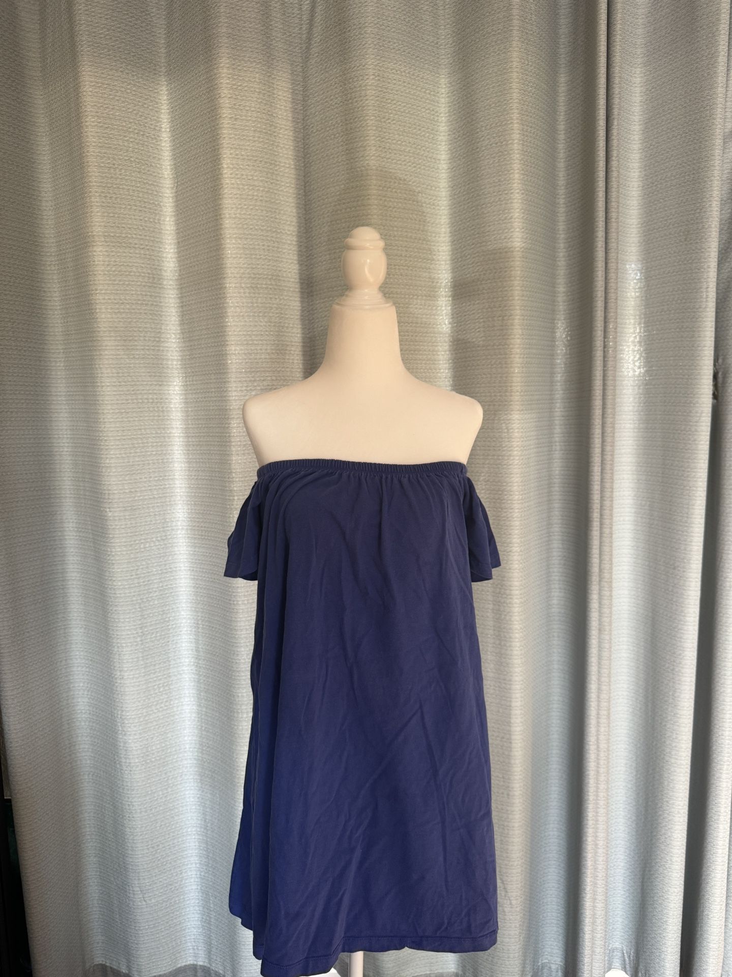 Over-the-shoulder Sundress