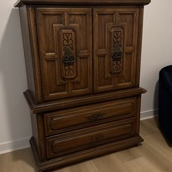 Dresser