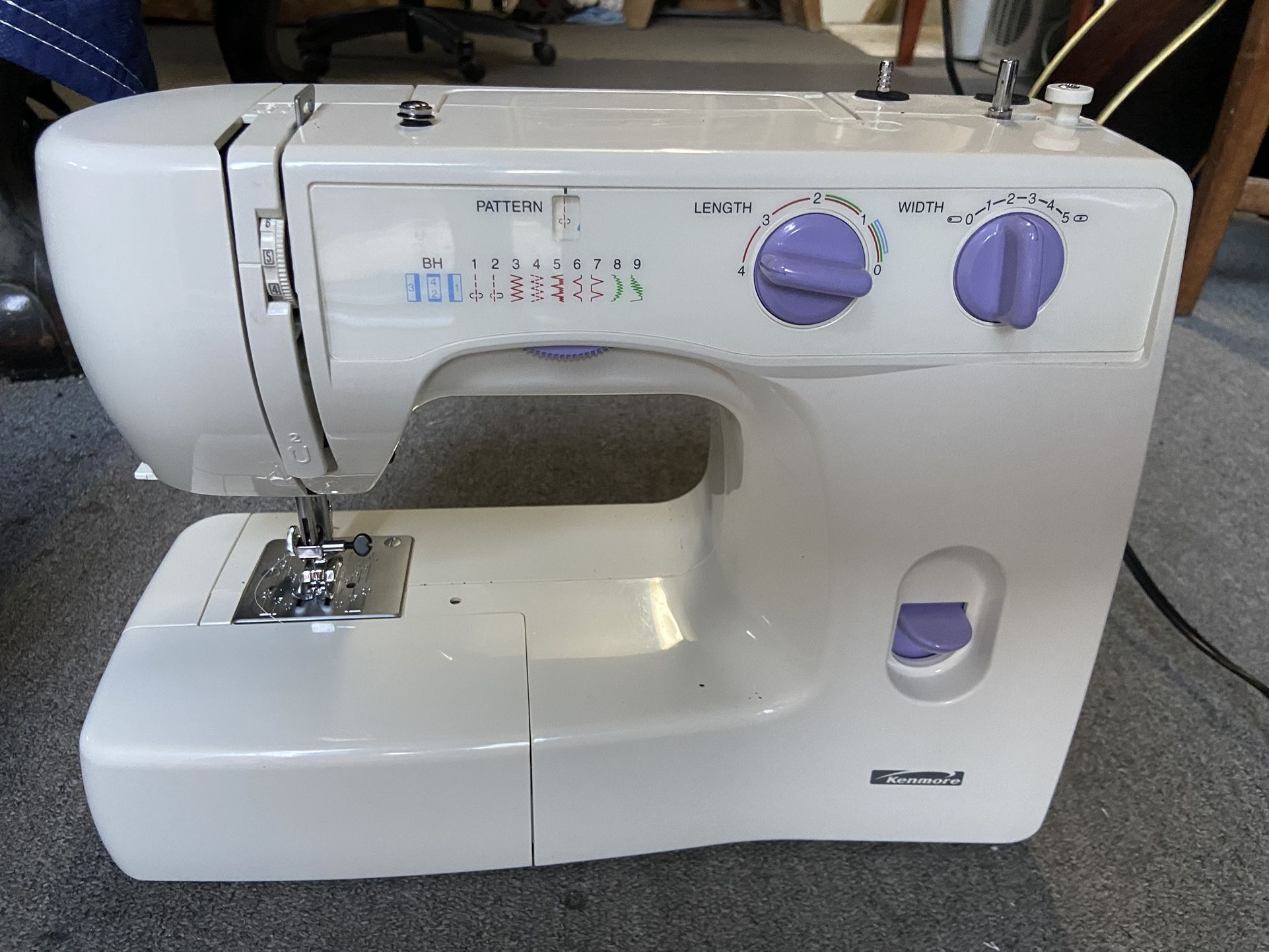 Kenmore Sewing Machine Complete Set Sears