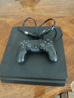 PS4 playstation 4- PS 4