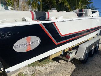 1985 Cigarette 35 Mistress for Sale in Bonita Springs, FL