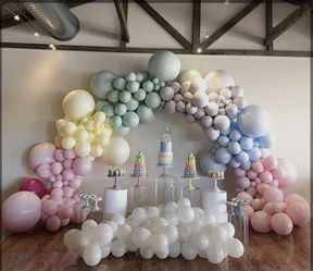 Balloon Garland, Arch