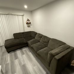 Dark Brown L-couch Pick Up Only !!!!!! NEED GONE !!!!!!!!