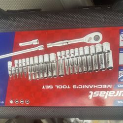 45 piece mechanic tool set