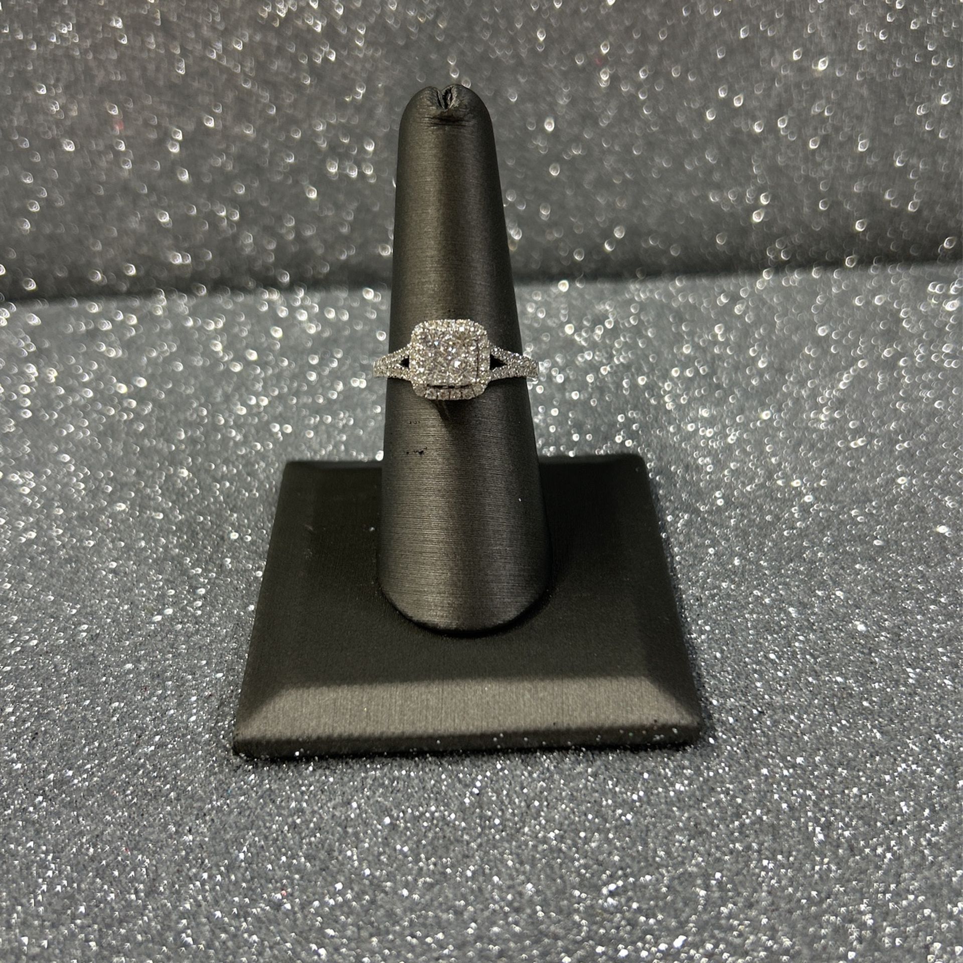 Ladies Ring
