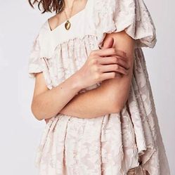 FREE PEOPLE NEW SUNRISE TO SUNSET TOP - SIZE SMALL