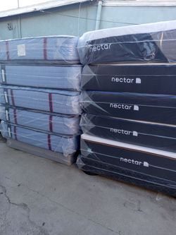 Nectar Premier Queen Size Mattress 13" Thick.     Delivery Available.     Brand New Mattresses