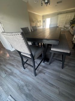 Dining Set w Buffet