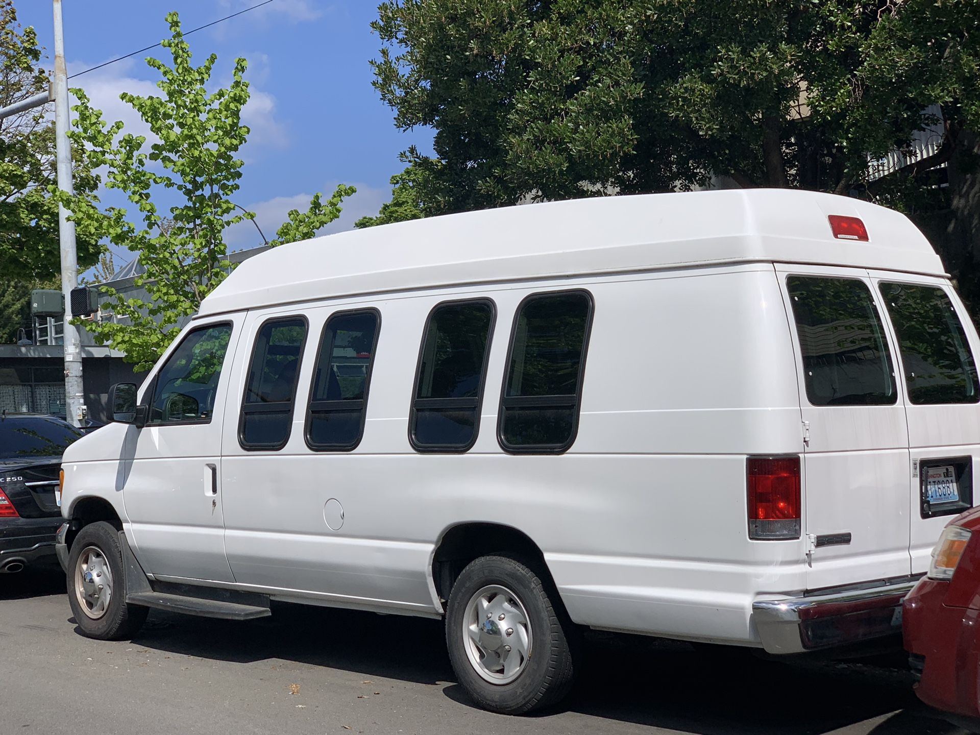 2006 Ford E150 for Sale in Seattle, WA OfferUp