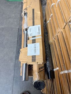Brand new 7’ Olympic bar
