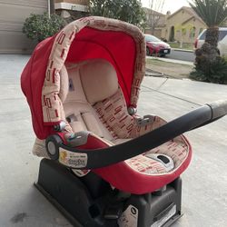 Luxury  Name  Brand  Infant Car Seat $160