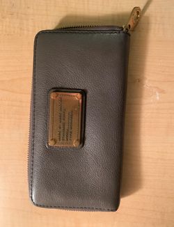 Marc Jacobs wallet