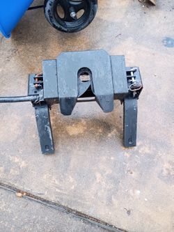 Fifth Wheel Hitch