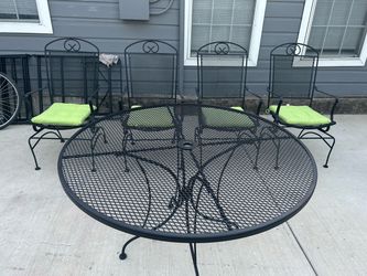 Patio set