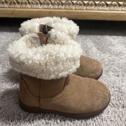 UGGs Australia Jorie II mini boots toddler size 6.5