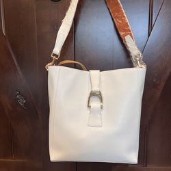 Dooney & Bourke Ashby Saffiano Tote