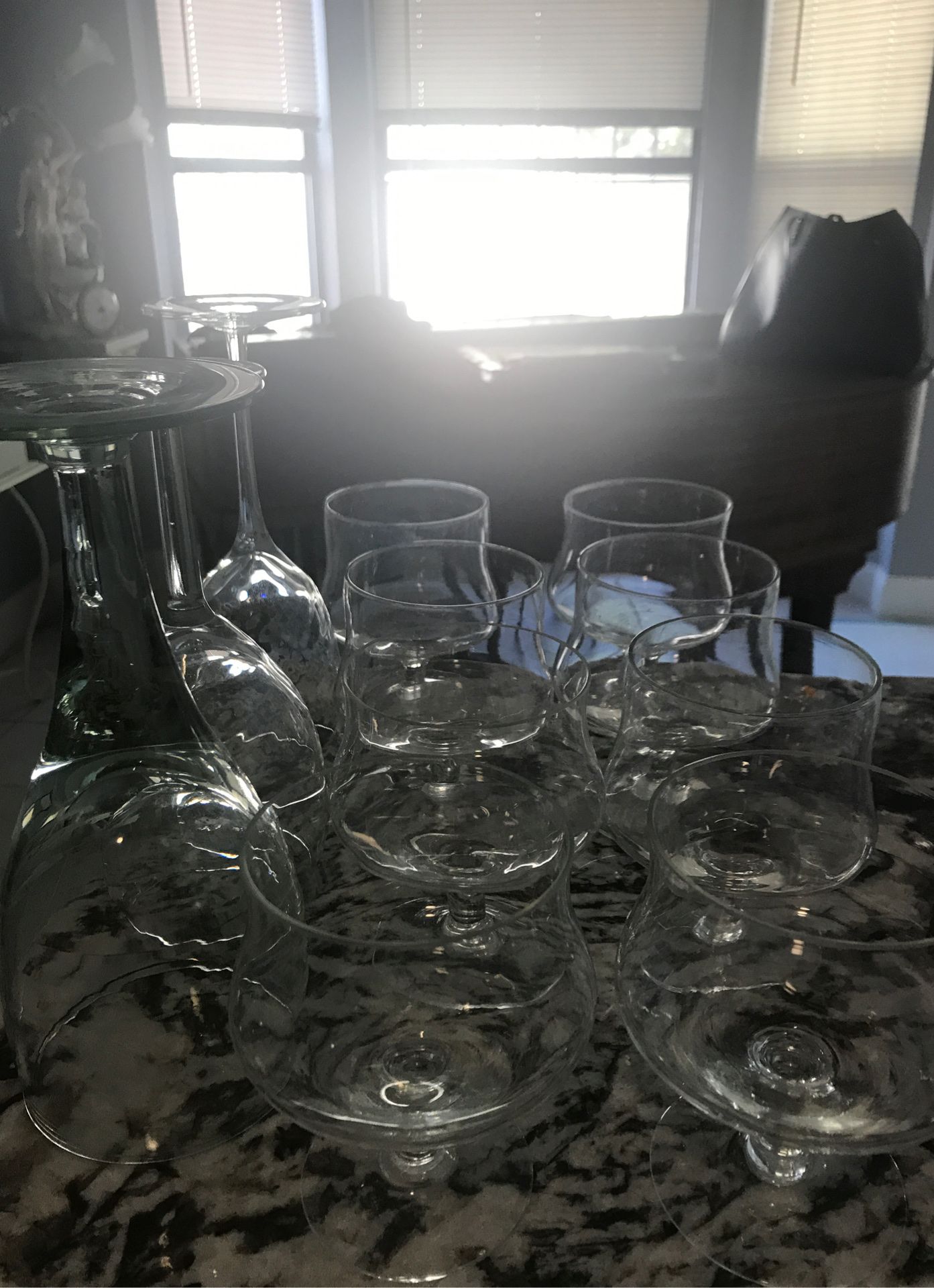 Bundle of glassware