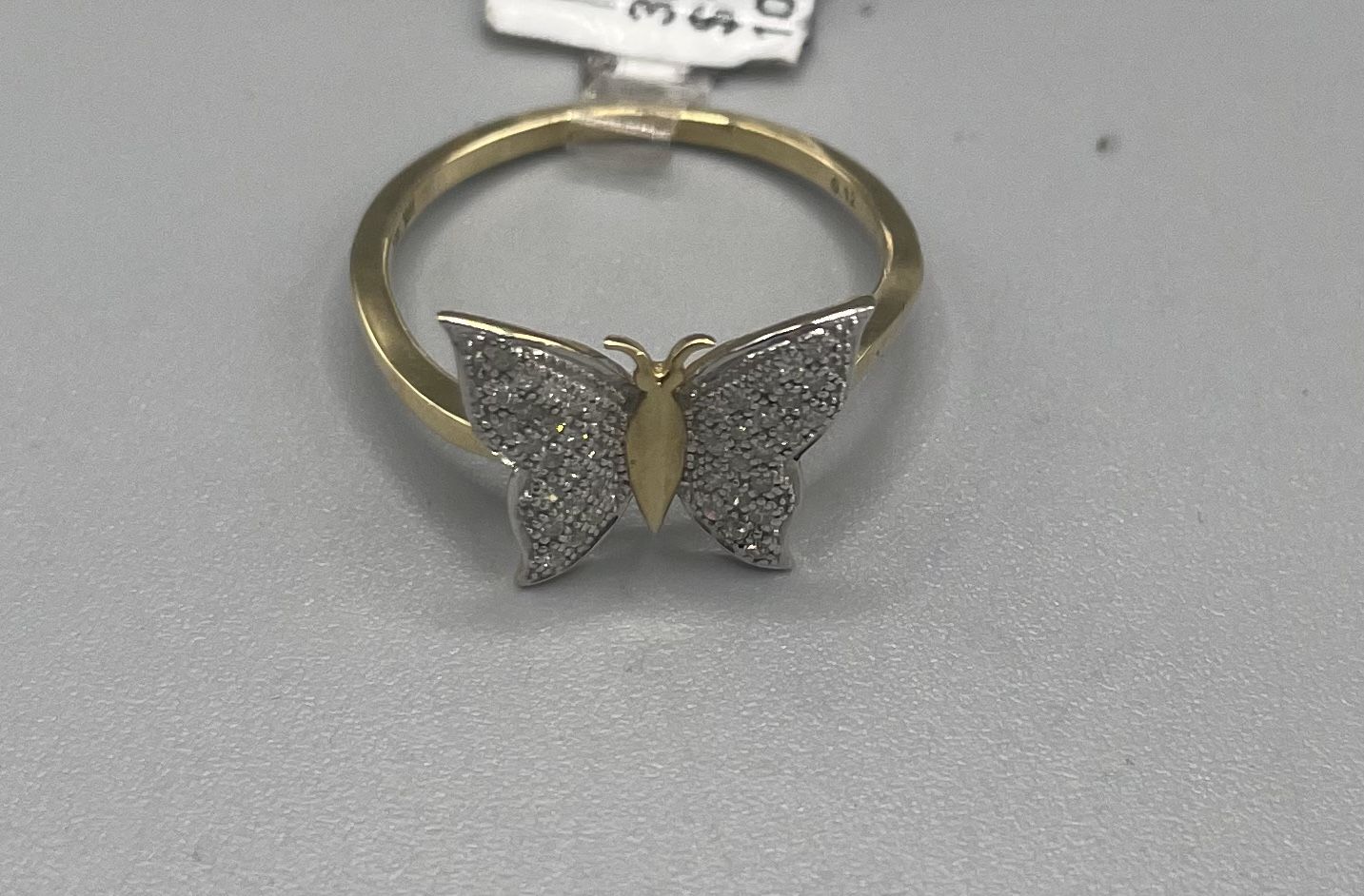 10kt Gold Diamond Butterfly Lady Ring