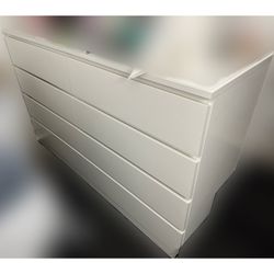Two (2) Ikea Malm 4- drawer dresser chest, white, 31 1/2x39 3/8 " / 8 drawers