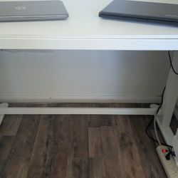 Electric Adjustable Height Workbench 