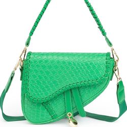  Crossbody   Saddle. Bag